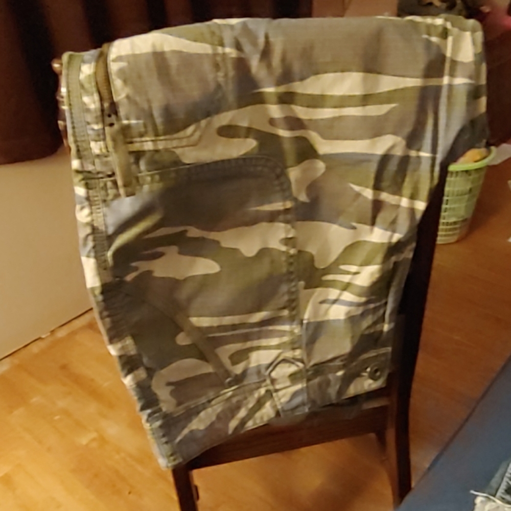 Cabelas Camoflauge Pants